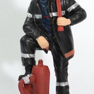 Figurine sapeur pompier poteau incendie pom034 21cm autominiature01