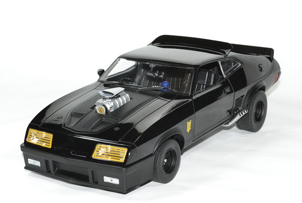 voiture mad max miniature