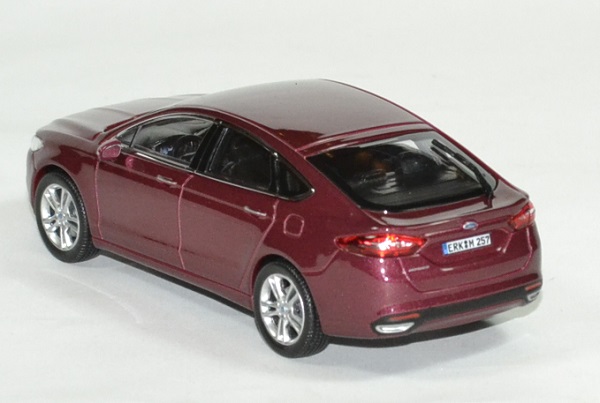 ford mondeo miniature