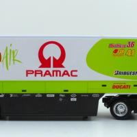 iveco-stralis-ducati-pramac-moto-new-ray-1-43-15753-autominiatture01-com-1.jpg