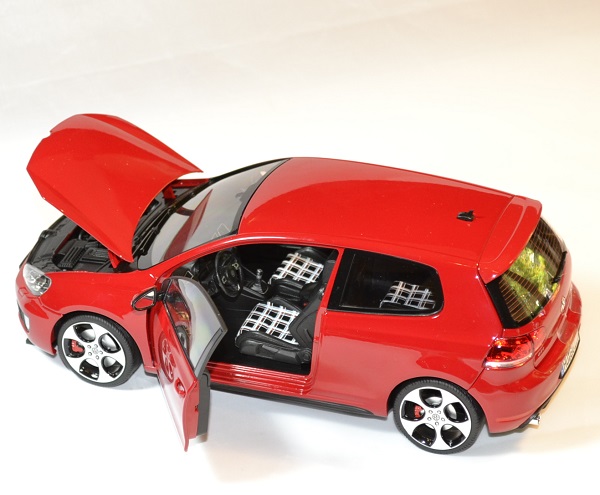 Volkswagen golf gti 2009 rouge miniature auto Norev 1/18